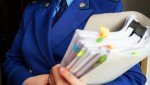В Кировграде прокуратура направила в суд уголовное дело в отношении жительницы города по факту самоуправных действий в отношении знакомой  и похищения у нее паспорта с целью возврата долга
